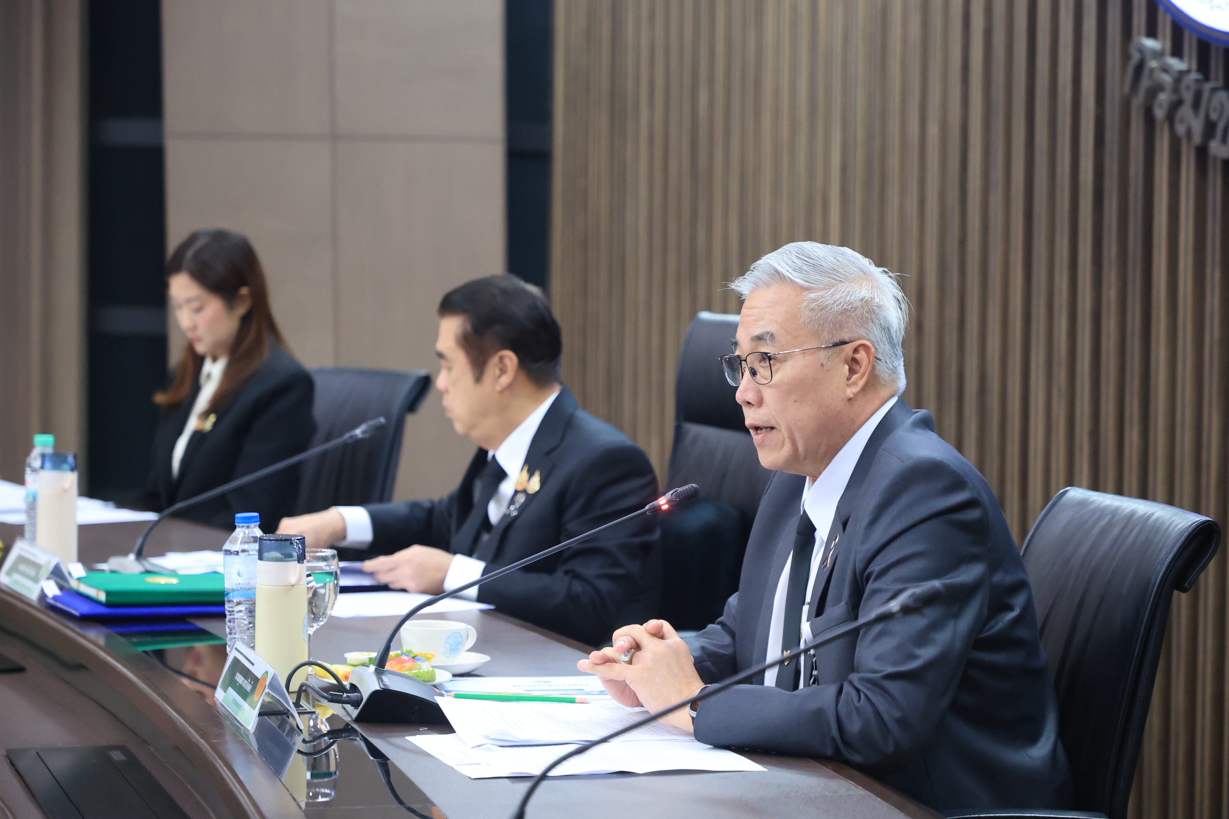 title - ส.ป.ก. ร่วมประชุมหารือและแลกเปลี่ยนความคิดเห็น ระหว่างรัฐมนตรีว่าการกระทรวงเกษตรและสหกรณ์ และคณะกรรมาธิการการเกษตรและสหกรณ์ วุฒิสภา